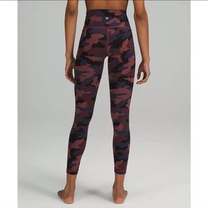 Smoky Camo Lululemon Wunder Train (4)